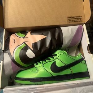 The Powerpuff Girls "Buttercup" sneaker.